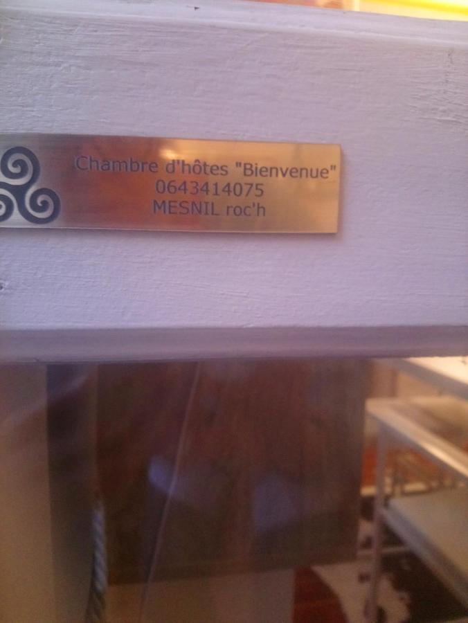Bienvenue Guest House Saint-Pierre-de-Plesguen Bagian luar foto