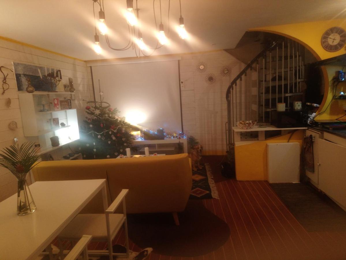 Bienvenue Guest House Saint-Pierre-de-Plesguen Bagian luar foto
