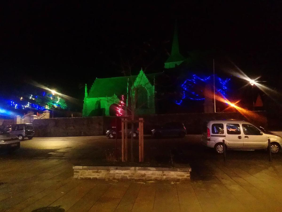 Bienvenue Guest House Saint-Pierre-de-Plesguen Bagian luar foto