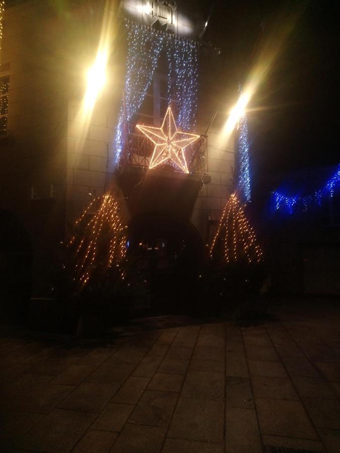 Bienvenue Guest House Saint-Pierre-de-Plesguen Bagian luar foto