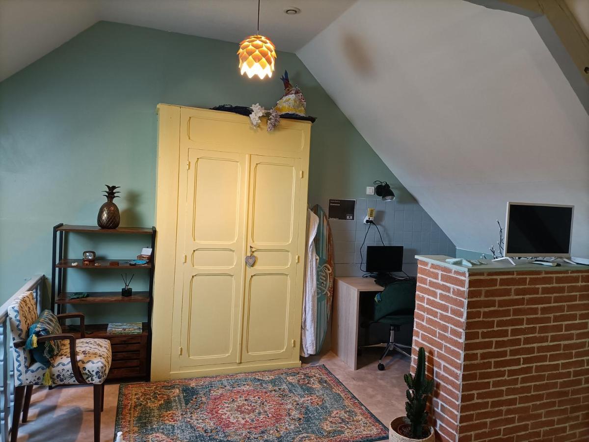 Bienvenue Guest House Saint-Pierre-de-Plesguen Bagian luar foto